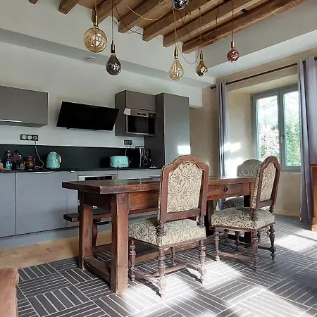 Renovee En 2024 Avec Cuisine-sejour-salon Partages 3*