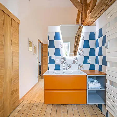 לינה וארוחת בוקר Renovee En 2024 Avec Cuisine-sejour-salon Partages